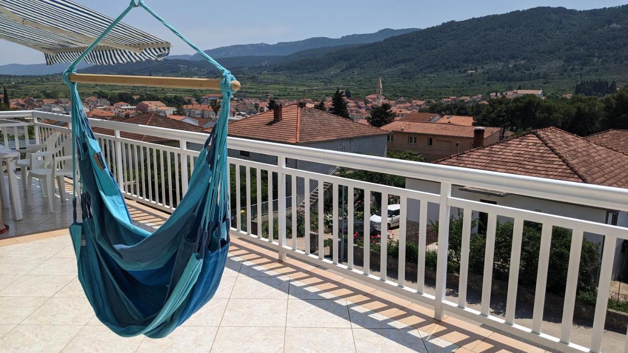 Apartments Marinko Stari Grad  Exterior photo