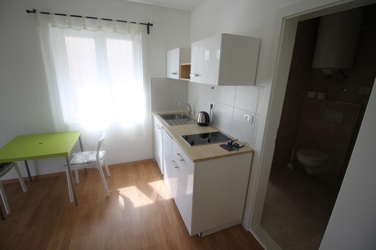 Apartments Marinko Stari Grad  Exterior photo